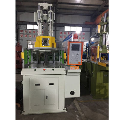 Máquina de moldeo por inyección de plástico vertical rotativa de alta eficiencia