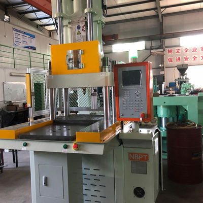 Máquina de moldeo por inyección de sujeción hidráulica de 25 toneladas tipo vertical