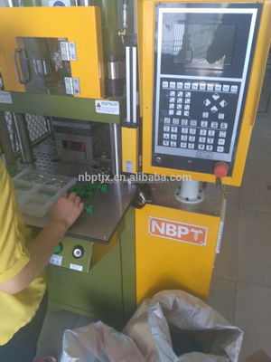 PT-450 7.5KW VÉRTICAL máquina de moldeado de silicona líquida