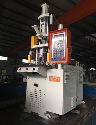 Vertical 85Tons Máquina de moldeo por inyección de plástico vertical PT-150