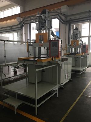 Máquina de inyección de plástico de mesa deslizante vertical PT-450D