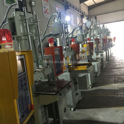 Máquina de moldeado por inyección vertical Vertical Injection Molding Machine