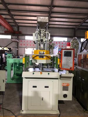 Máquina de moldeo por inyección vertical de tamaño pequeño de 35 toneladas